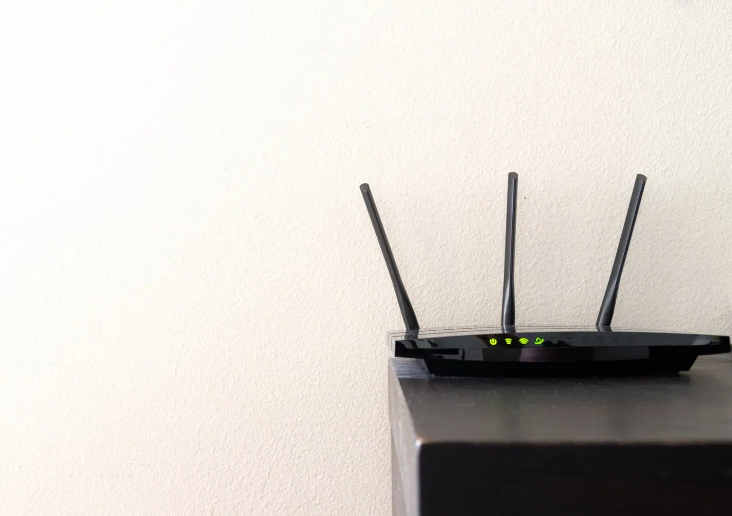 Jak skonfigurować router Wi-Fi żeby zasięg obejmował cały dom